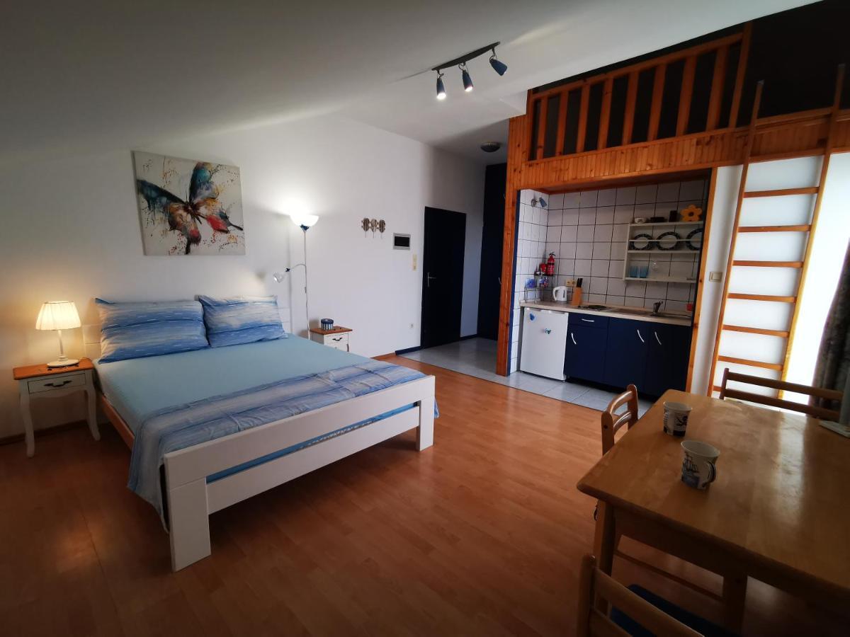 Boutique Apartments Julija Водице Екстериор снимка