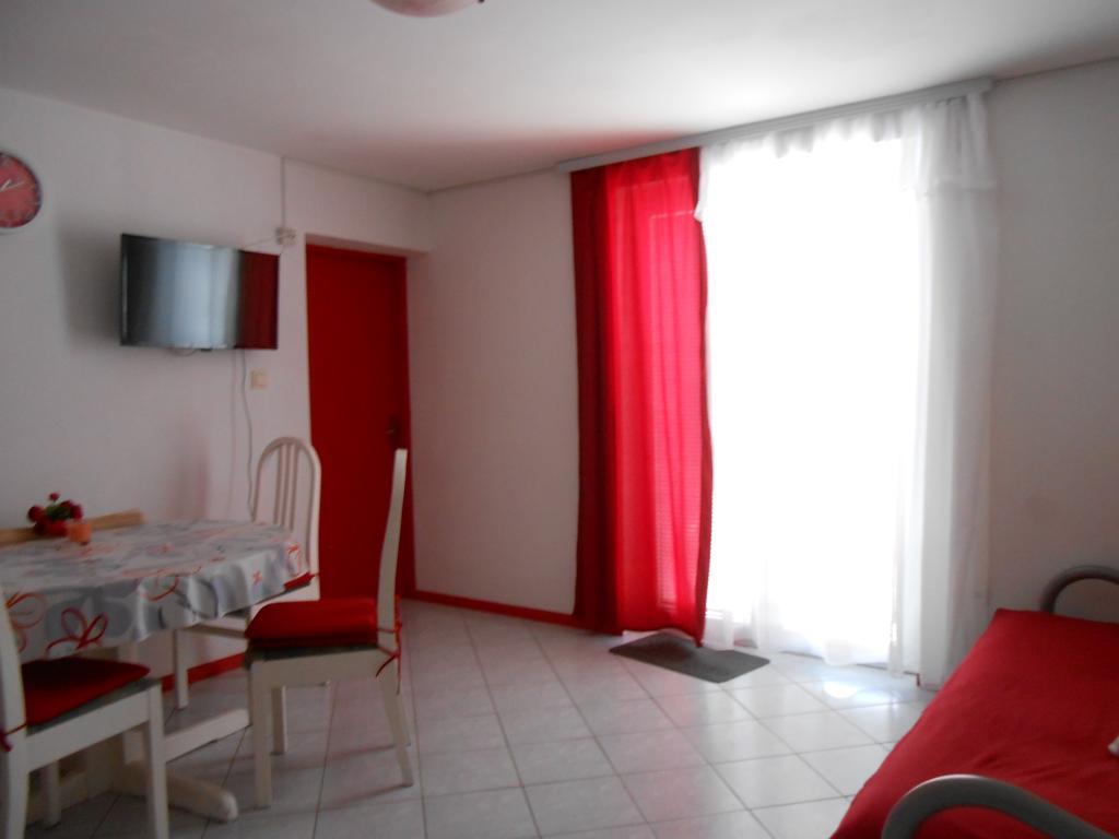 Boutique Apartments Julija Водице Екстериор снимка