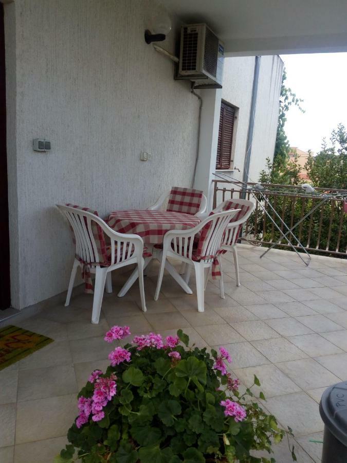 Boutique Apartments Julija Водице Екстериор снимка